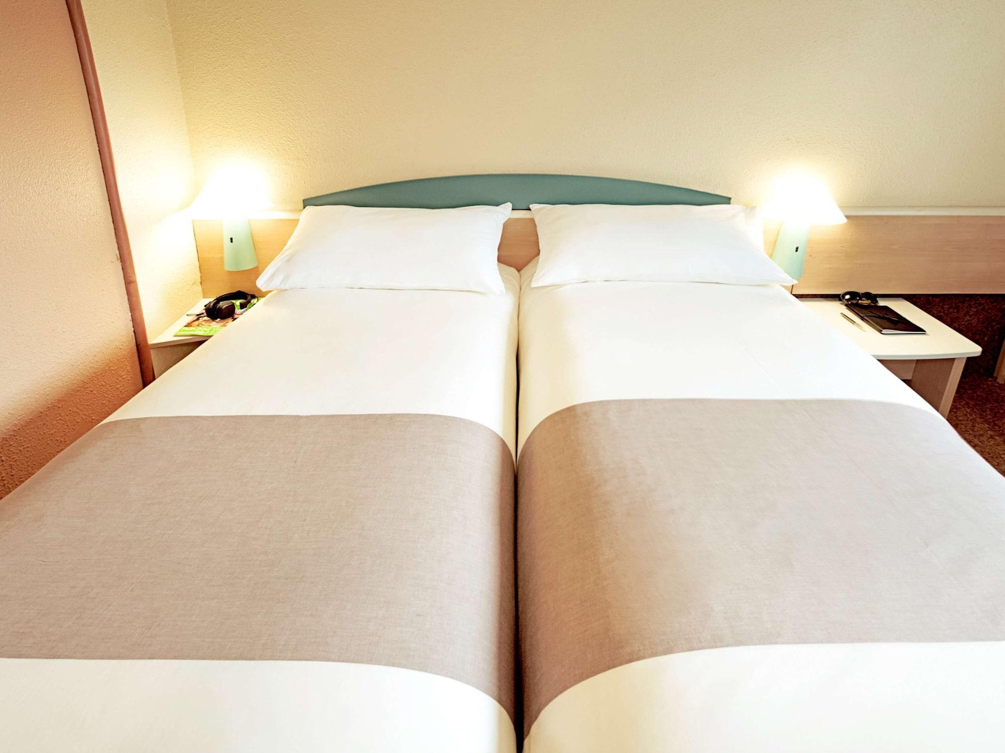 Hotel Ibis Poitiers Sud Exteriér fotografie