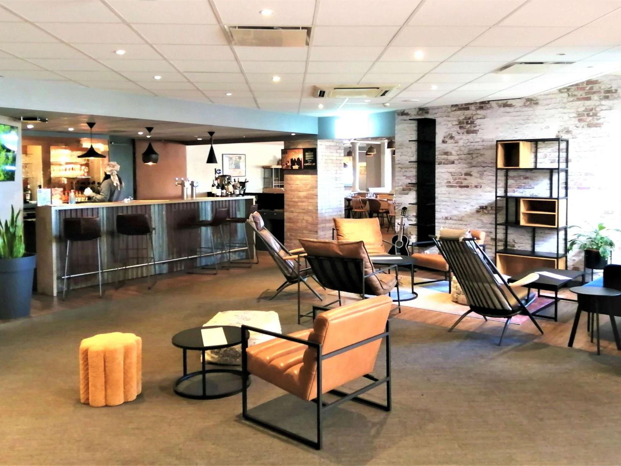 Hotel Ibis Poitiers Sud Exteriér fotografie