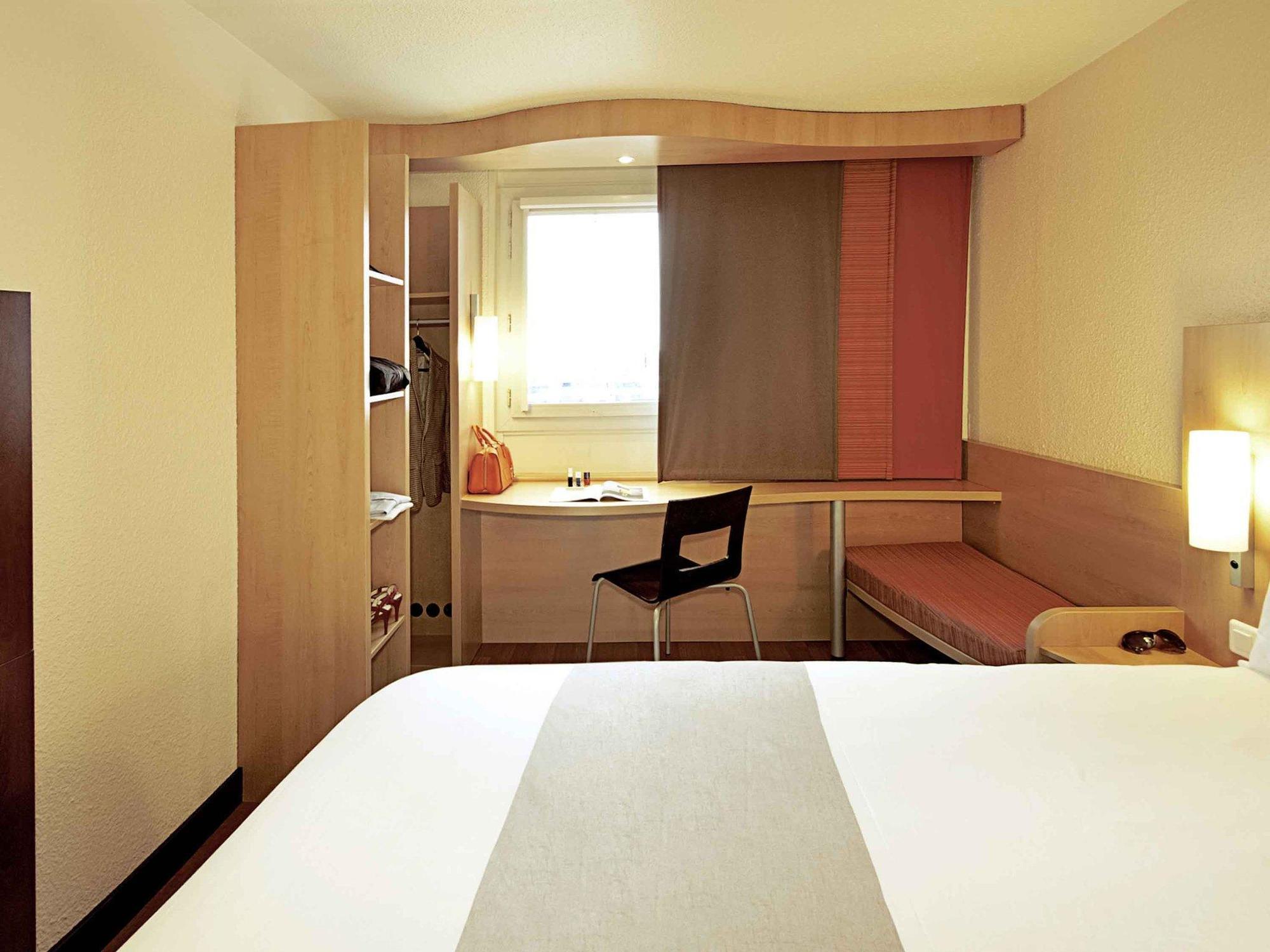 Hotel Ibis Poitiers Sud Exteriér fotografie