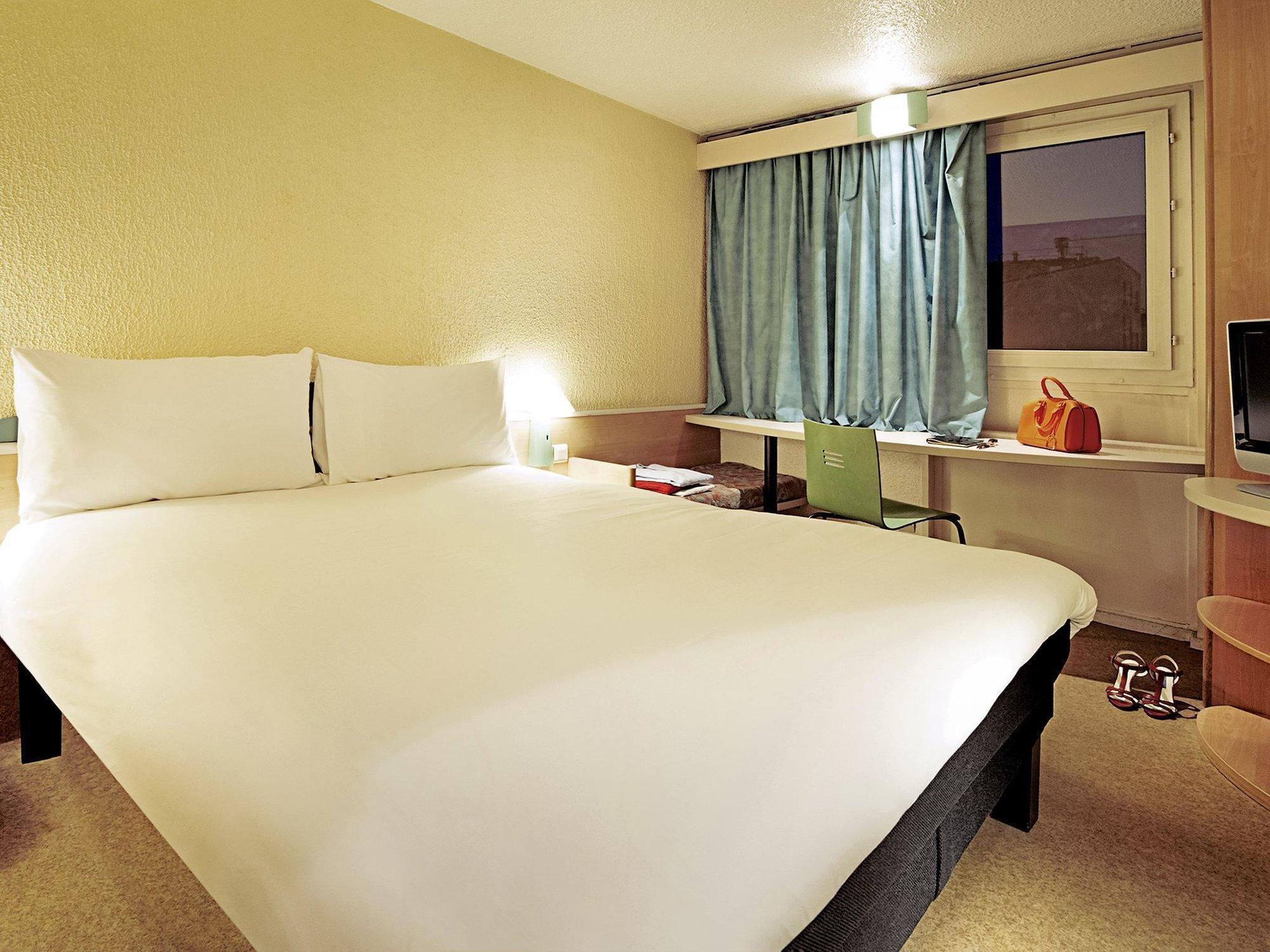 Hotel Ibis Poitiers Sud Exteriér fotografie